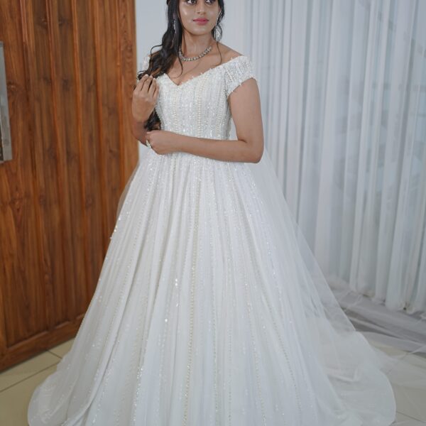 Christian Wedding Gown Off White - Image 2