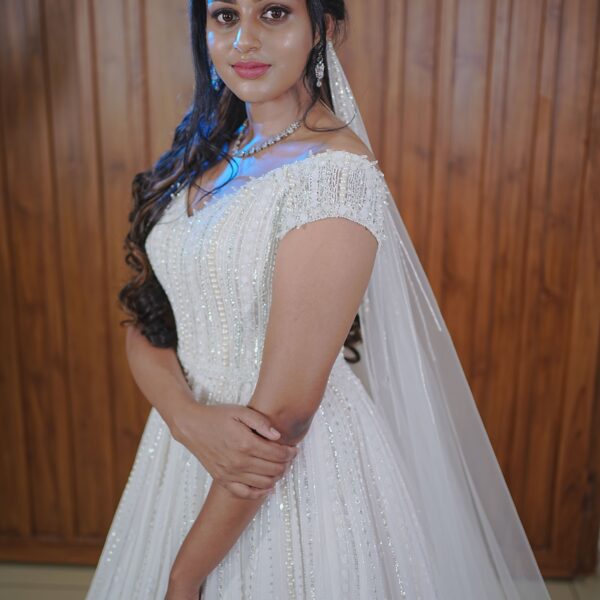 Christian Wedding Gown Off White - Image 3